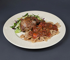 Нутрия в томатном соусе