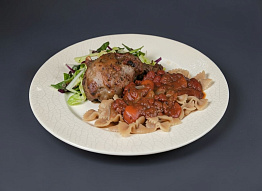 Нутрия в томатном соусе