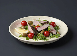 Салат из вырезки косули