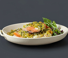 Чавыча под луково-сливочным соусом