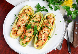 Цуккини, фаршированные лосятиной