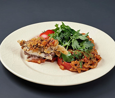 Муксун под пикантной хлебной крошкой