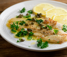 Морской язык под лимонно-сливочным соусом