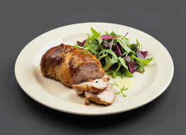 Лопатка кабана в маринаде из вина