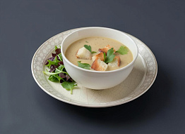 Суп-пюре из фазана с белыми грибами