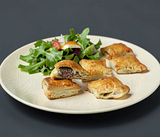 Слойки со сборной начинкой