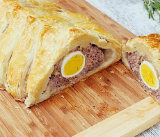 Экспресс-пирог из слоёного теста