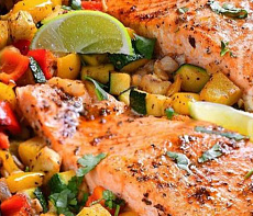 Сёмга с сезонными овощами