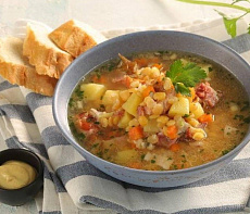 Суп гороховый из мяса лося