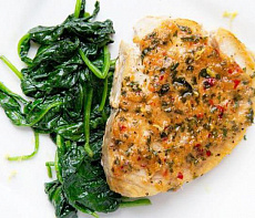 Стейки нельмы в имбирно-чесночном маринаде