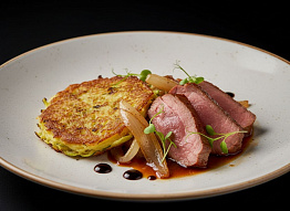 Африканские мотивы для благородного оленя