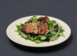 Салат с мясом лося