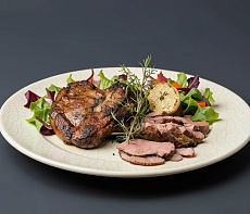 Мясо кабана запечённое