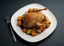 Рябчики, тушёные в красном вине по-лоунски