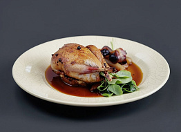 Куропатки с капустой под клюквенным желе