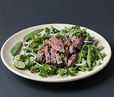 Салат по-тайски