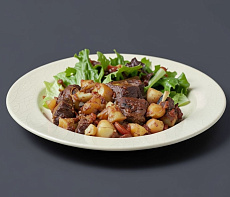 Жаркое из мяса бобра в казане