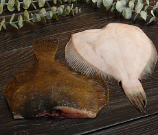 Камбала белобрюхая потрошеная без головы 150-500гр