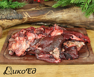 Обрезь мяса северного оленя для собак