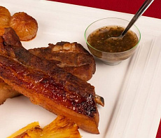 Оленьи рёбрышки в ананасовом соусе