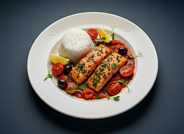 Чир в томатном соусе