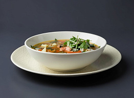 Двойная уха из сома и красной рыбы