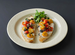 Рыба-меч под черри