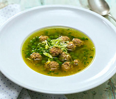 Гороховый супчик на бульоне из дичи