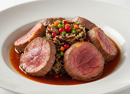 Оленина с диким рисом